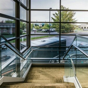 u channel glass railing11