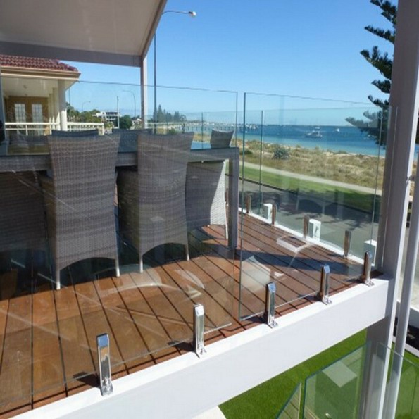 spigot glass railing54
