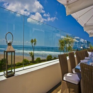 u channel glass railing27